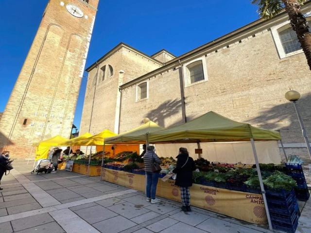 Il mercato agricolo settimanale si trasferisce in centro storico